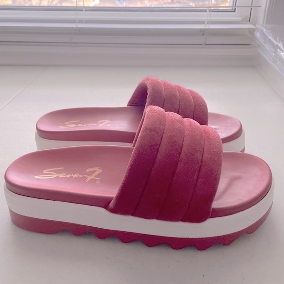 Gorgeous Seven7 Sandals - Used Once - Picture 7 of 9